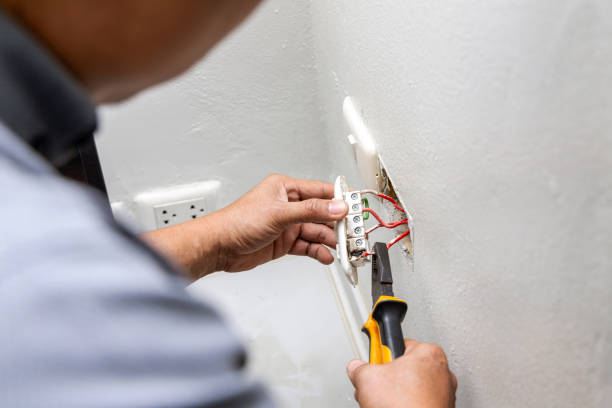 Best Emergency Electrical Repair  in Dickson, OK